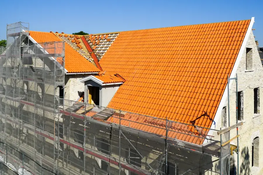 How Roof Replacement Affects Energy Bills in Brackendale, BC